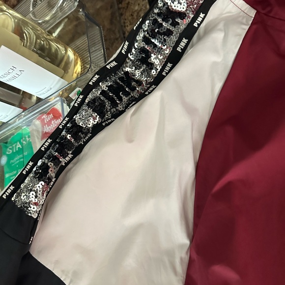 Exclusive windbreaker from pink - Picture 4 of 5